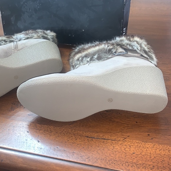 A.n.a Maddy Taupe boots shoes new size 9 cute - Picture 9 of 16